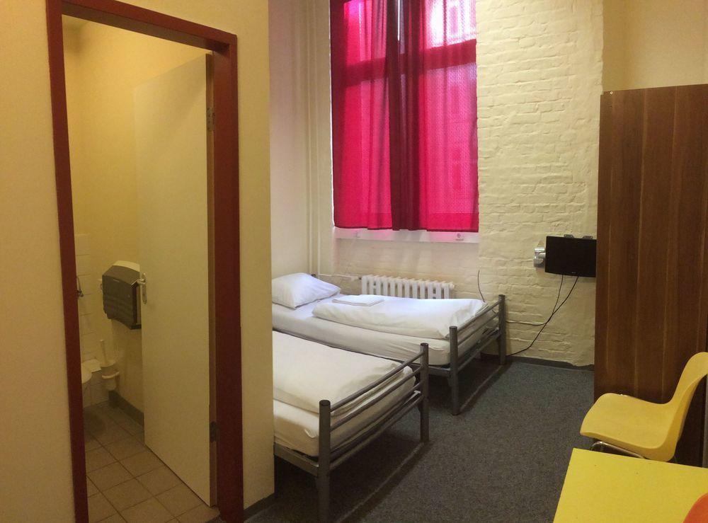 All In Hostel Berlin Ngoại thất bức ảnh